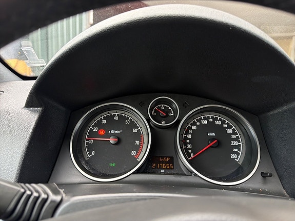 Opel Astra 16 of 22