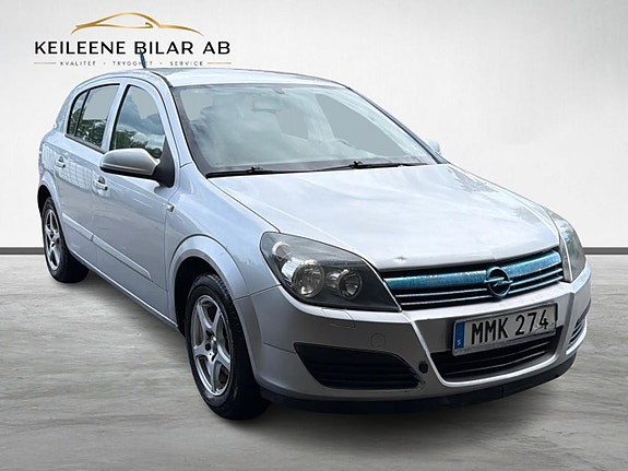 Opel Astra 4 of 21