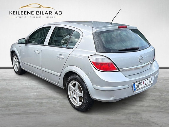 Opel Astra 15 of 21
