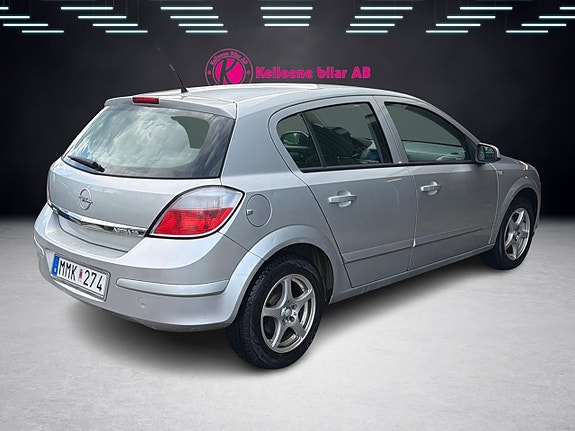 Opel Astra 14 of 22