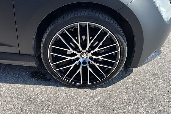 Seat Leon 11 of 25
