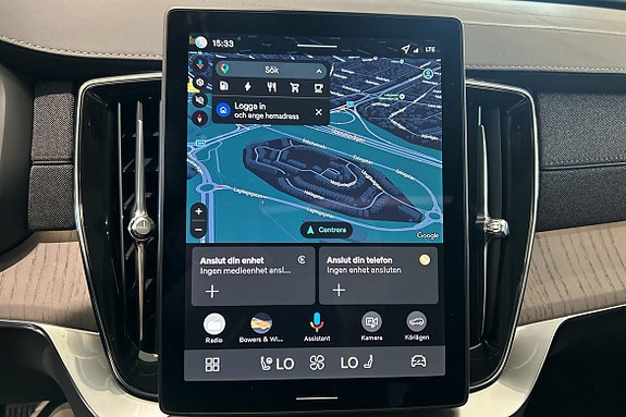 Volvo XC90 17 of 24