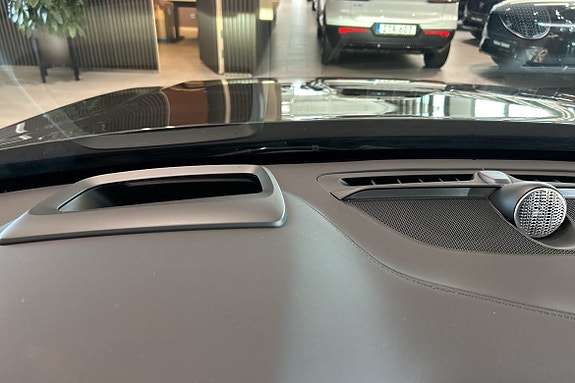 Volvo XC90 21 of 24
