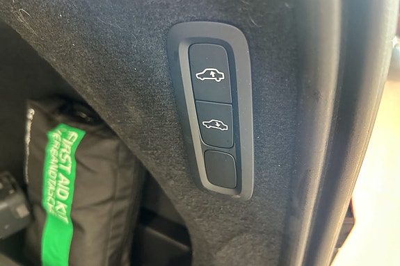 Volvo XC90 14 of 24