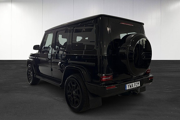 Mercedes-Benz G450 d 2 of 13