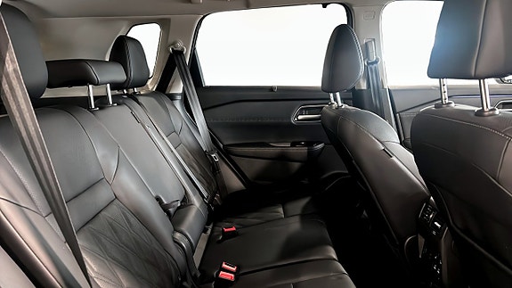 Nissan X-Trail 5 of 5