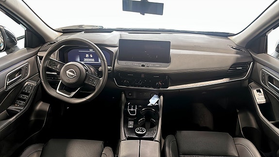 Nissan X-Trail 4 of 5