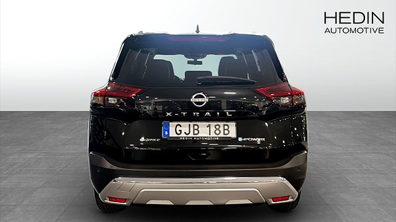 Nissan X-Trail 7 of 9