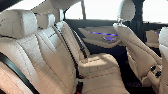 Mercedes-Benz E220 d 5 of 5