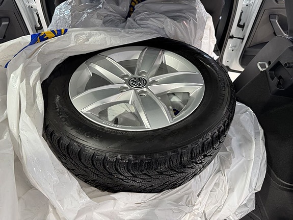 Volkswagen T-Roc 23 of 23