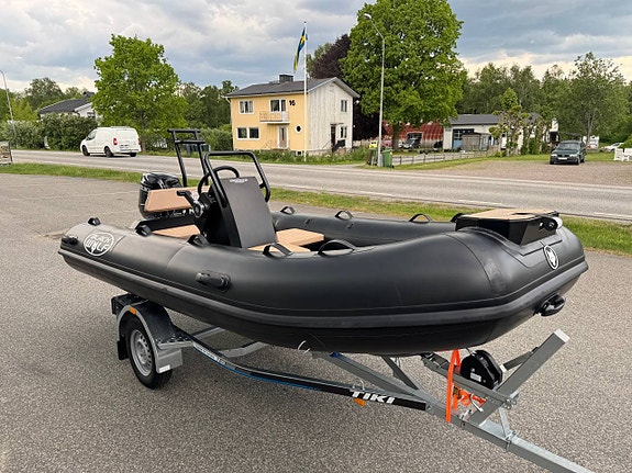 Black Wolf Rib DLX 390 HYPALON 2 of 10