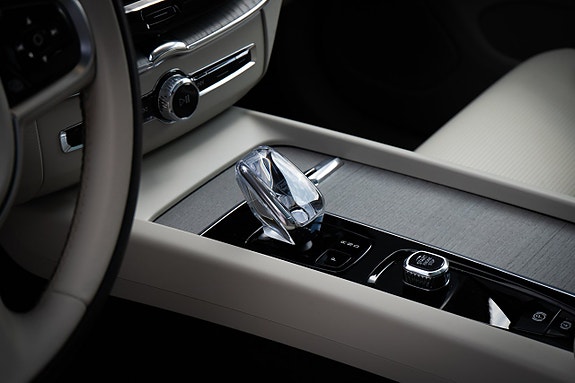 Volvo XC60 11 of 21