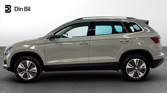Skoda Karoq 2 of 5