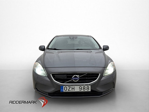 Volvo V40 3 of 5