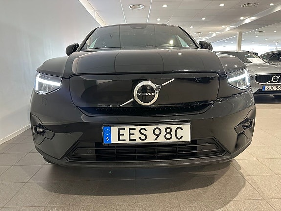 Volvo C40 2 of 5
