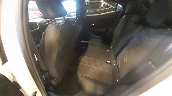 Opel Mokka 4 of 5