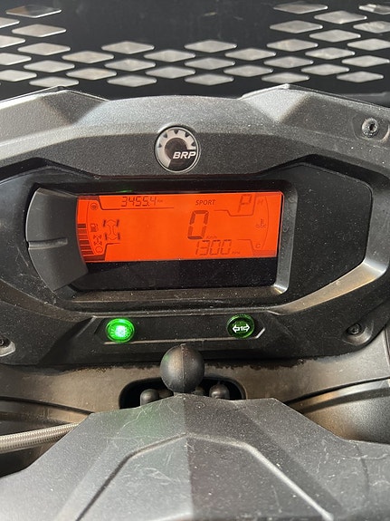 Can-Am Outlander PRO XU 570 MAX T3B med bandsats 4 of 4