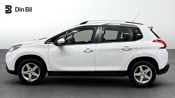 Peugeot 2008 2 of 5