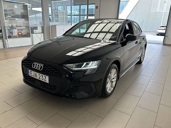 Audi A3 3 of 22