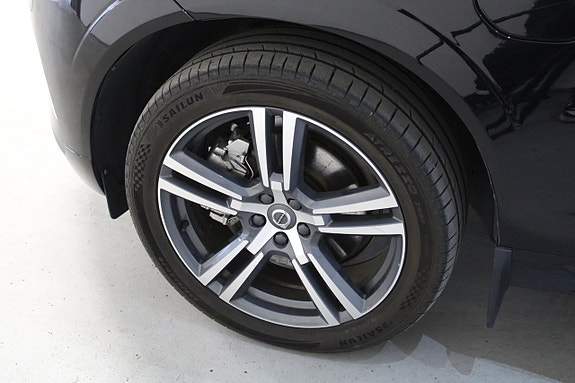 Volvo XC60 5 of 5