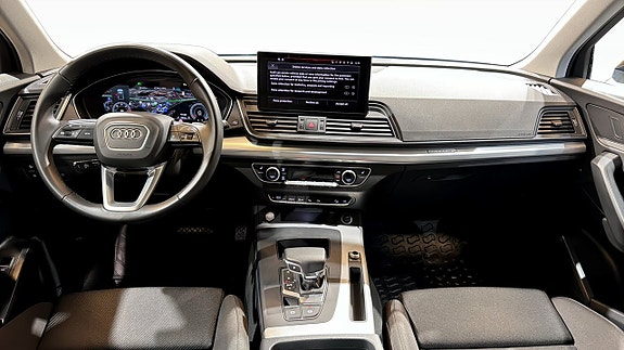 Audi Q5 10 of 21