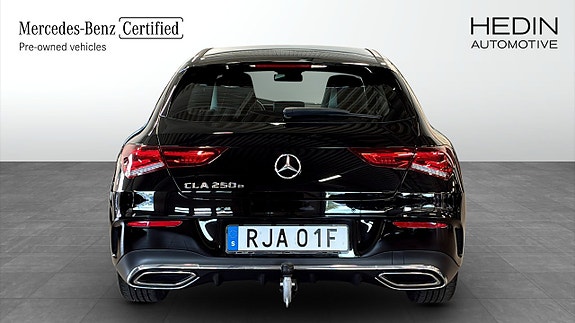 Mercedes-Benz CLA250 e 7 of 16