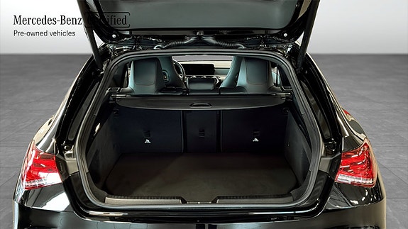 Mercedes-Benz CLA250 e 10 of 16