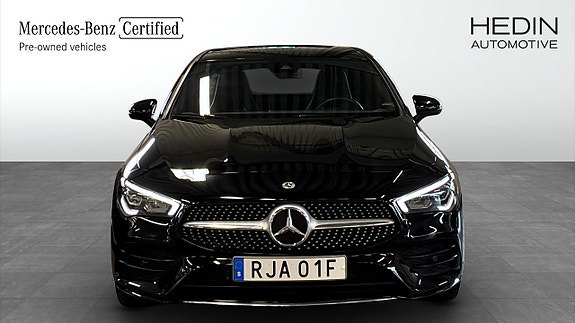 Mercedes-Benz CLA250 e 8 of 16