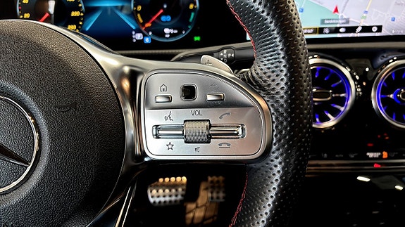 Mercedes-Benz CLA250 e 16 of 16