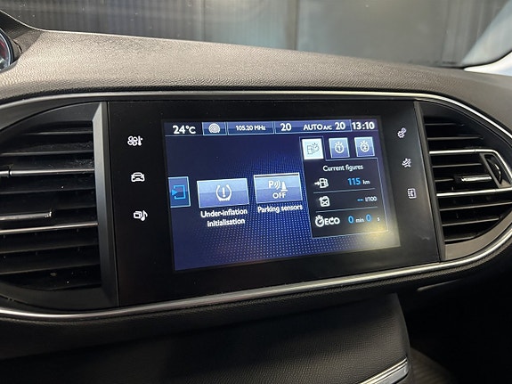 Peugeot 308 SW 12 of 22