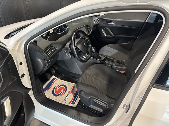 Peugeot 308 SW 7 of 22