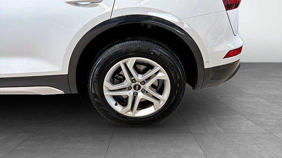 Audi Q5 6 of 21
