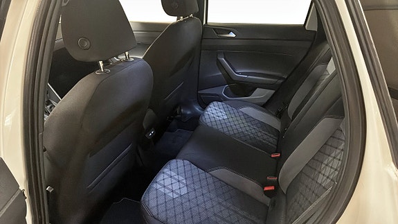 Volkswagen Taigo 12 of 13