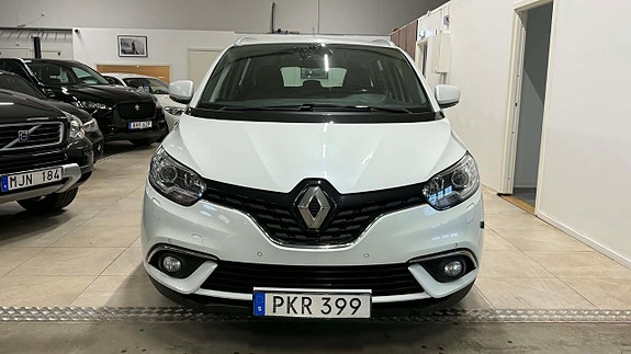 Renault Grand Scenic IV 2 of 5