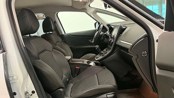 Renault Grand Scenic I 17 of 21