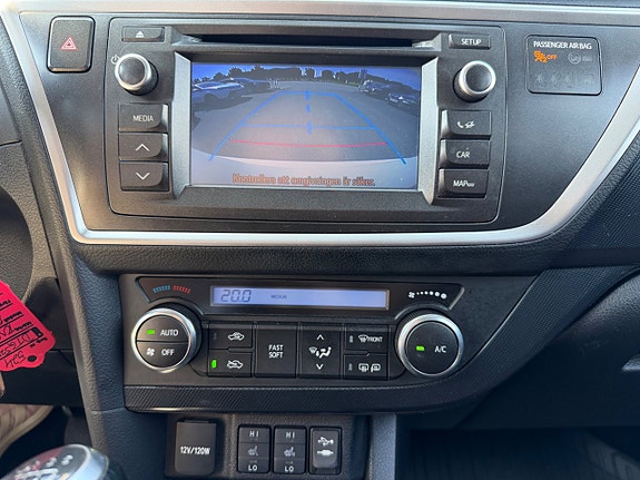 Toyota Auris 20 of 22
