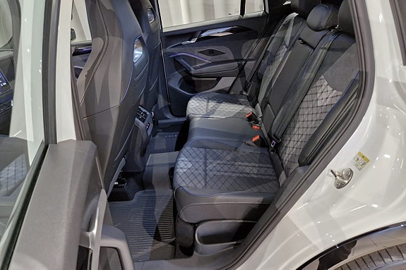 Volkswagen Tiguan 15 of 16