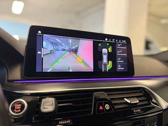 BMW 520d 14 of 18