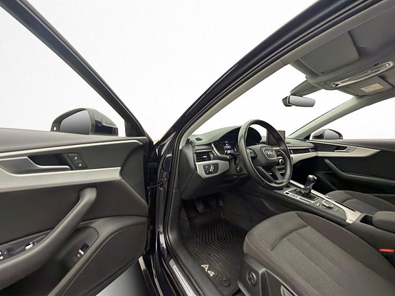 Audi A4 10 of 30