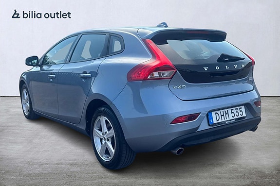 Volvo V40 4 of 23