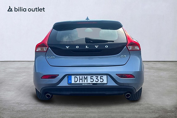 Volvo V40 5 of 23