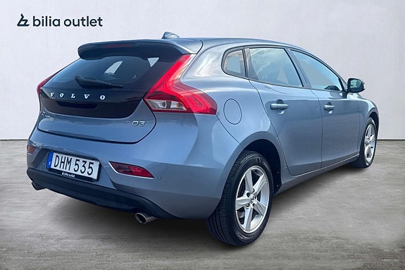 Volvo V40 6 of 23