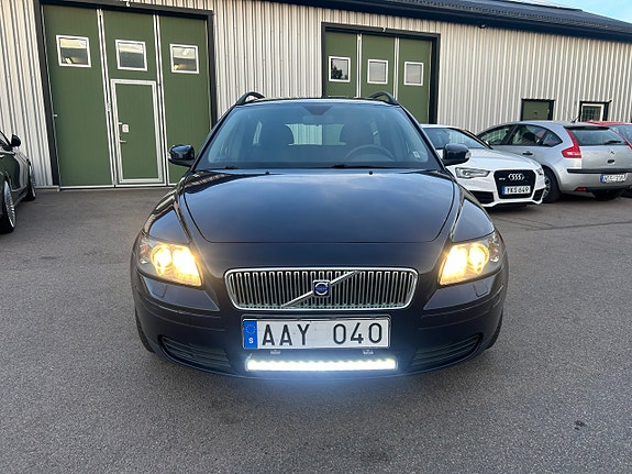 Volvo V50