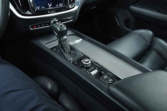 Volvo V60 17 of 25