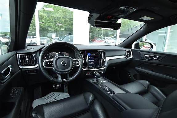 Volvo V60 15 of 25