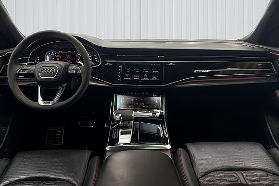 Audi Q8 10 of 25