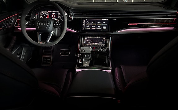 Audi Q8 22 of 25