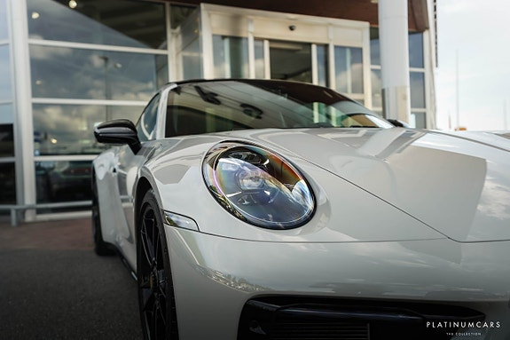 Porsche 911 26 of 30