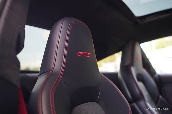 Porsche 911 19 of 30