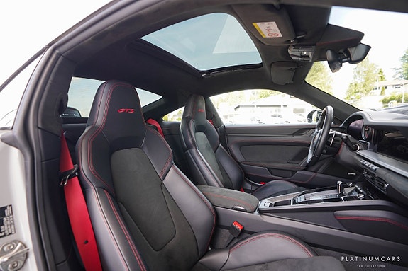 Porsche 911 9 of 30